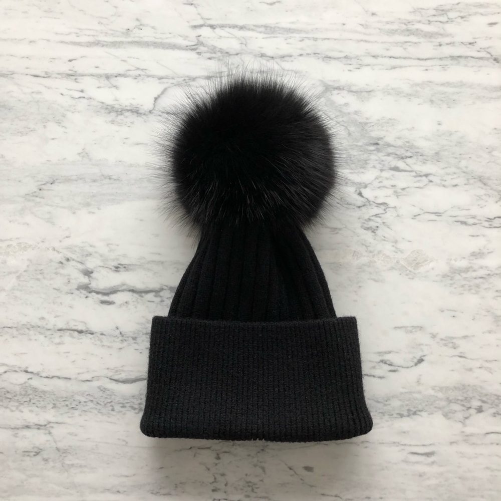 Black Pom Pom Beanie